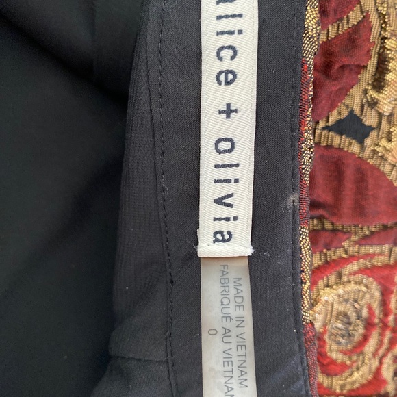 Alice & Olivia  size 0 skirt.  Beautiful fall colors with gold threading. - Picture 9 of 9